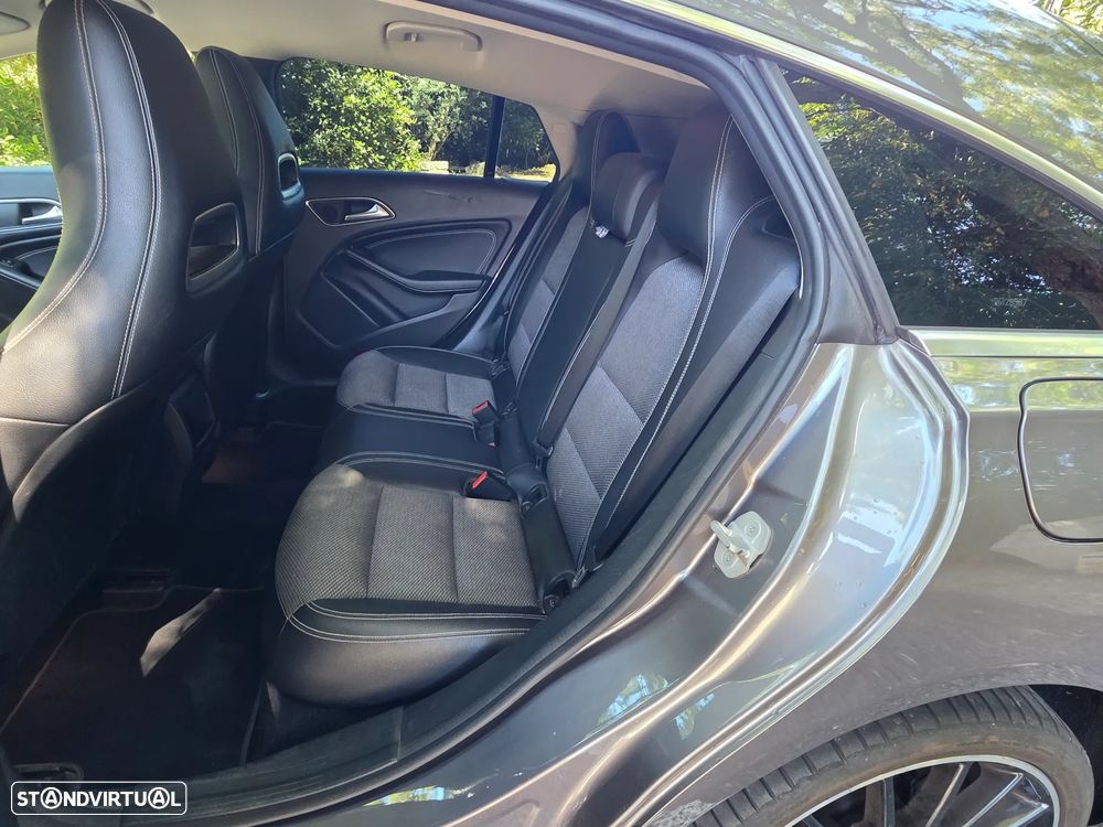 Mercedes-Benz CLA 200 (CDI) d 7G-DCT - 25