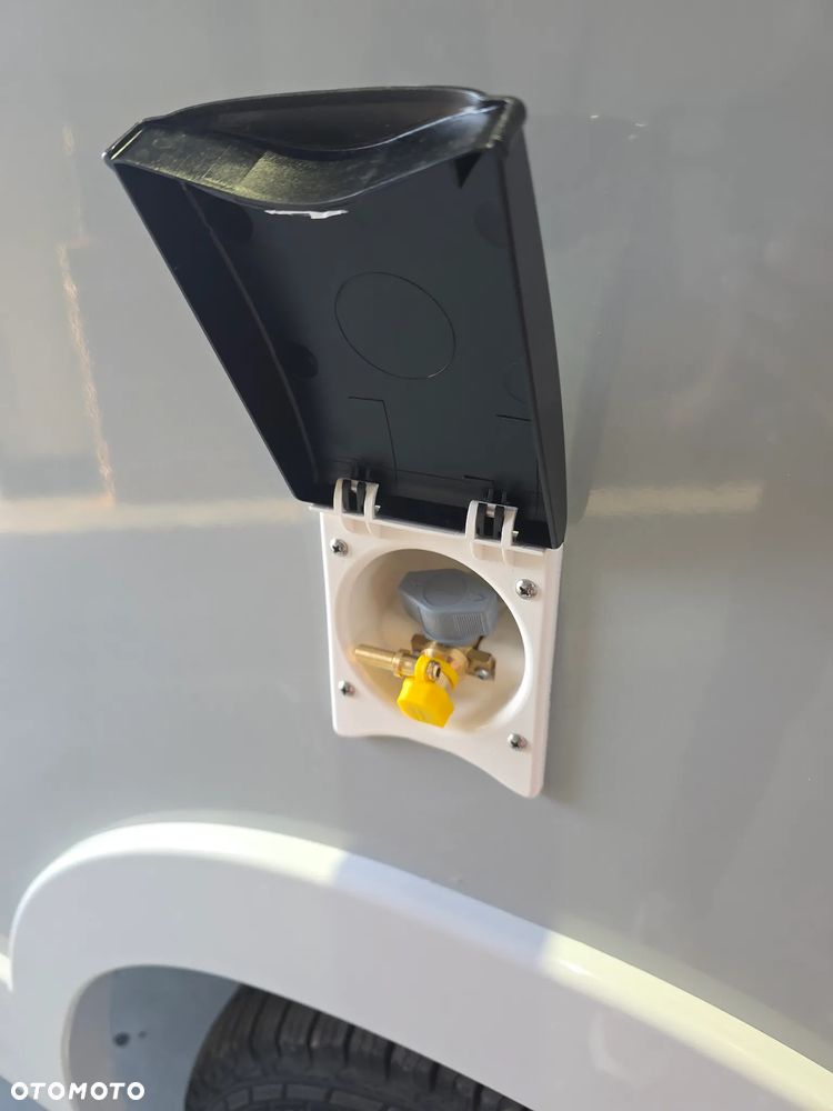 McLOUIS MC4 860 - MODEL 2026 -AUTOMAT ZIMOWY  5 osobowy, 6.99m  PoŁintegra 2x łóżko Elektryczne - 17