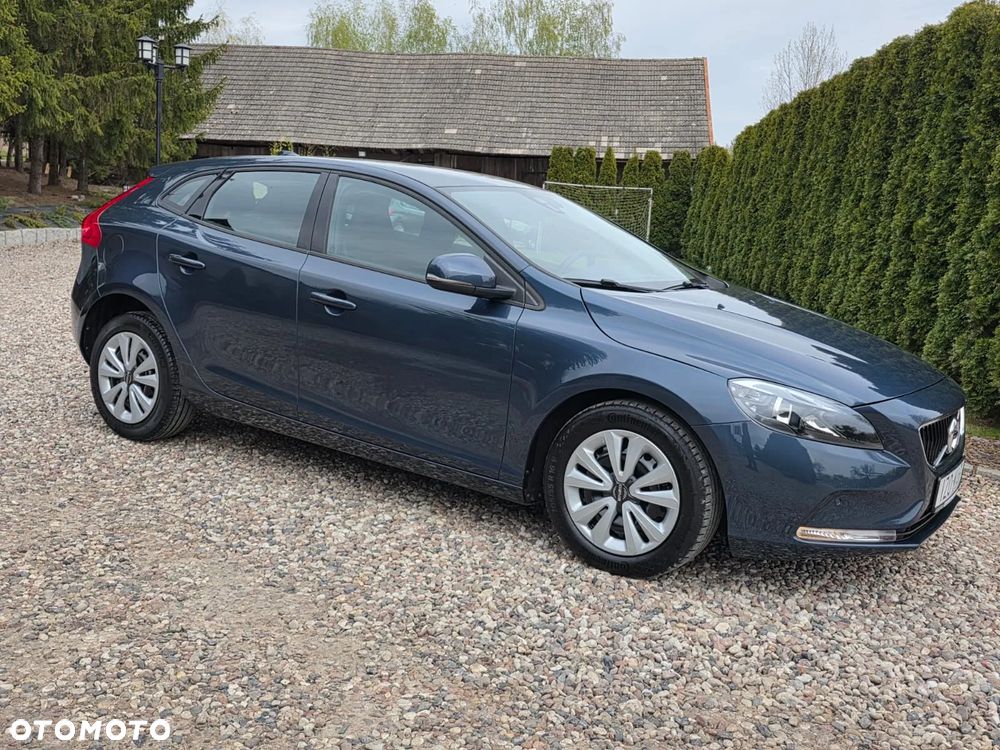 Volvo V40 D2 Momentum - 8