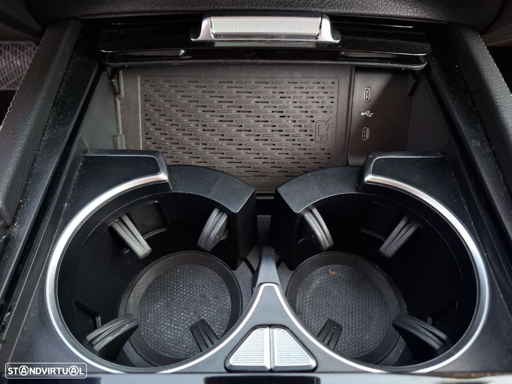 Mercedes-Benz GLE 300 d 4Matic - 23