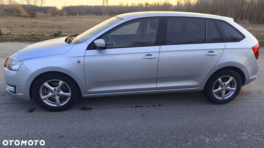 Skoda RAPID - 7