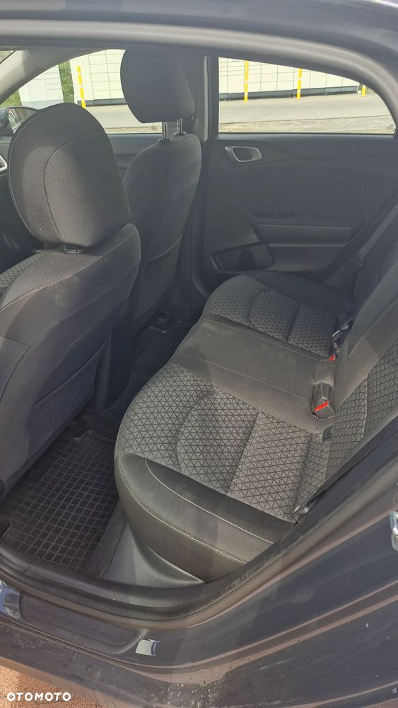 Kia Ceed 1.6 CRDi SCR M DCT - 14