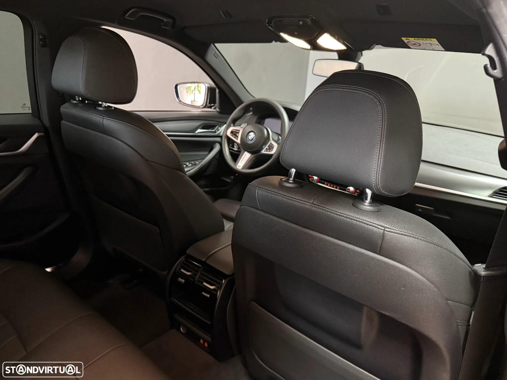 BMW 530 e Pack M - 19