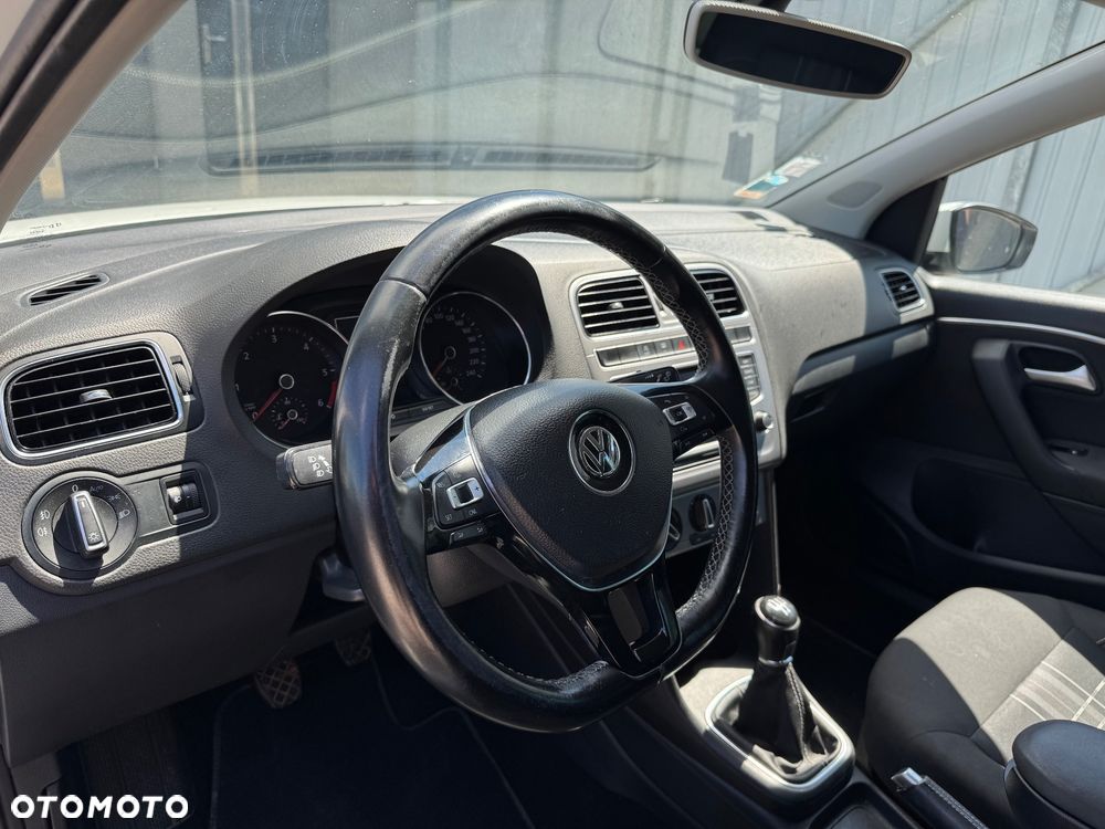 Volkswagen Polo 1.4 TDI (Blue Motion Technology) Comfortline - 9