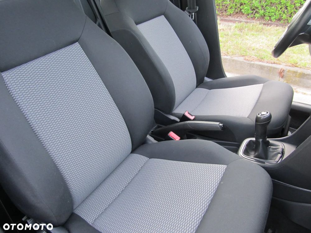 Volkswagen Polo - 10