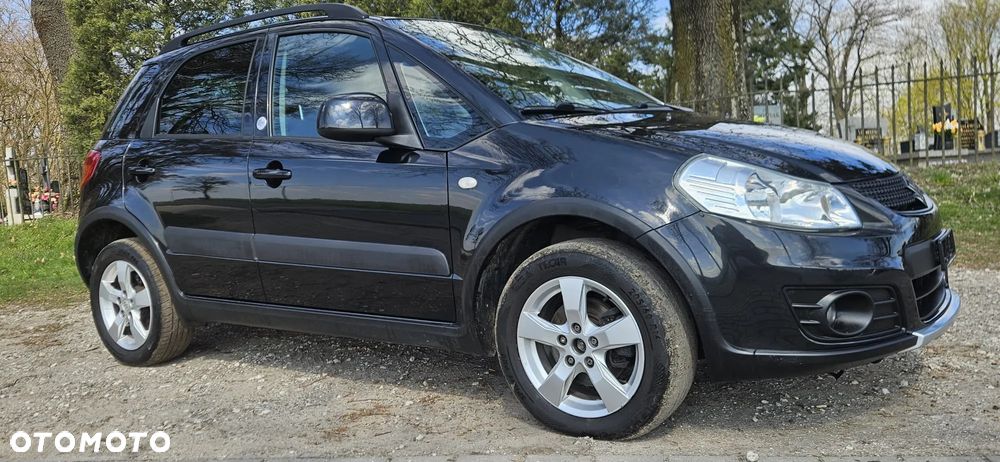 Suzuki SX4 1.6 VVT 4x4 Style - 24