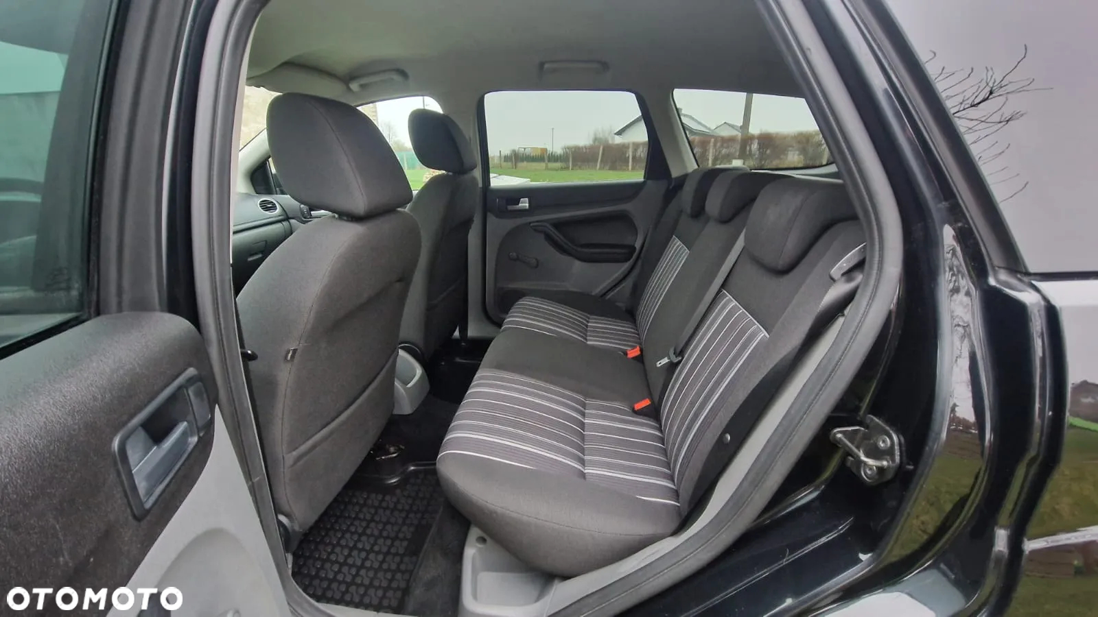 Ford Focus 1.6 Trend - 9