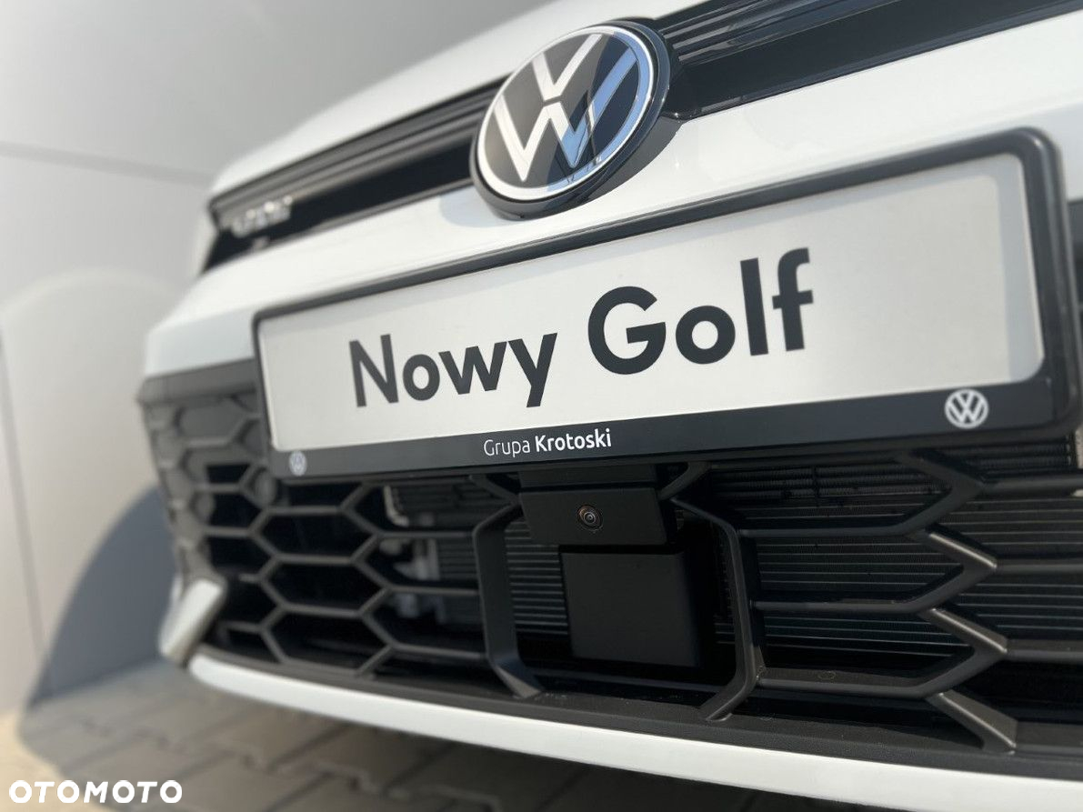Volkswagen Golf - 6