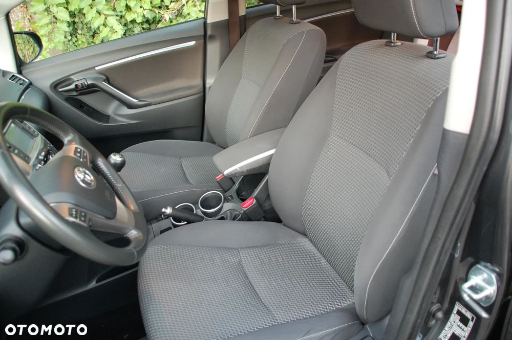 Toyota Verso 1.6 D-4D 5-Sitzer Start/Stop Skyview Edition - 10