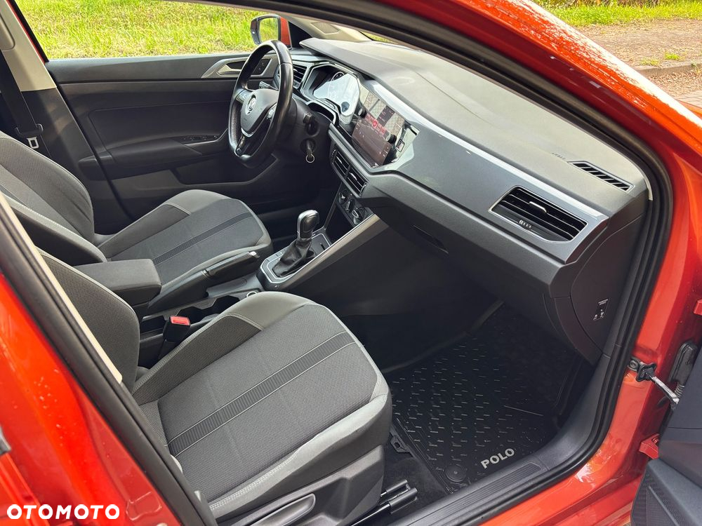 Volkswagen Polo 1.0 TSI Highline DSG - 9