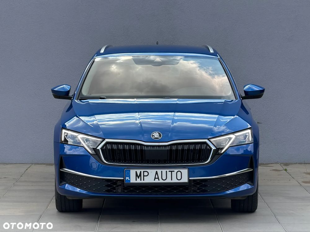 Skoda Octavia 1.5 TSI mHEV Selection DSG - 2