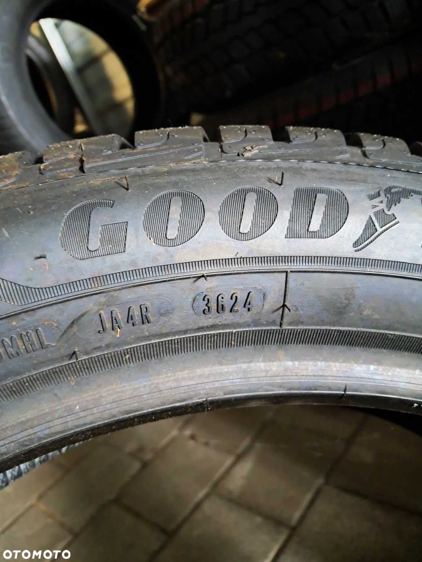 Nowe Opony Zimowe GoodYear  UGP+ 205/55R19 97V XL - 4