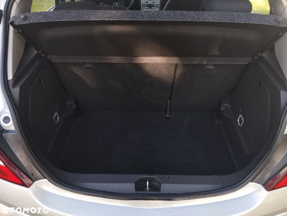 Opel Corsa - 8