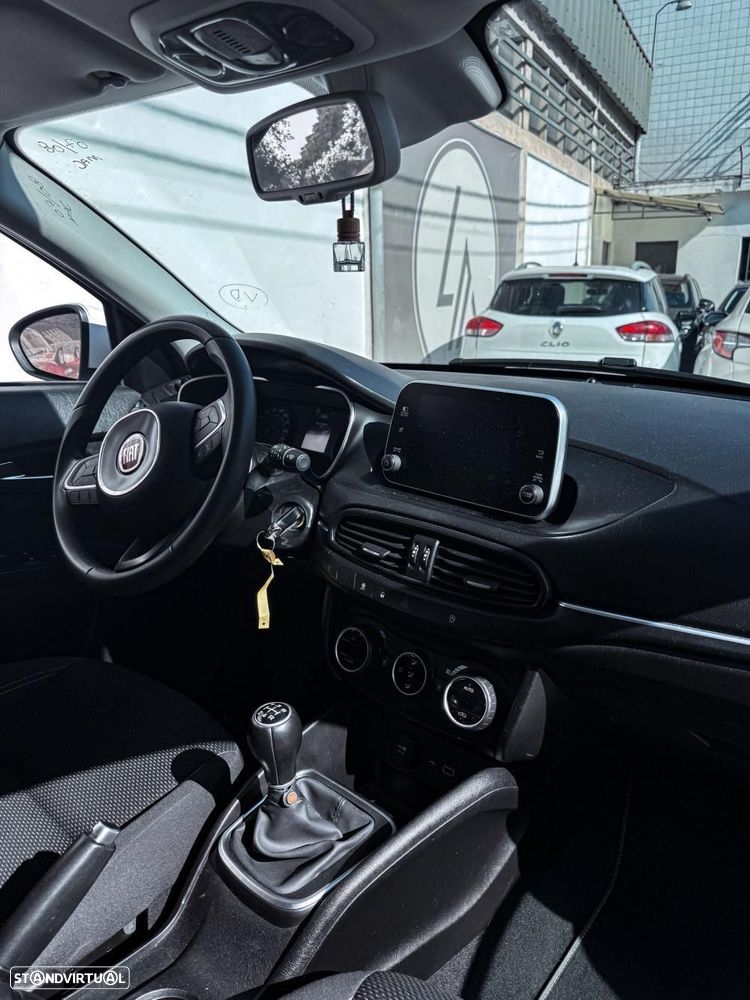 Fiat Tipo Station Wagon 1.3 M-Jet Lounge - 5