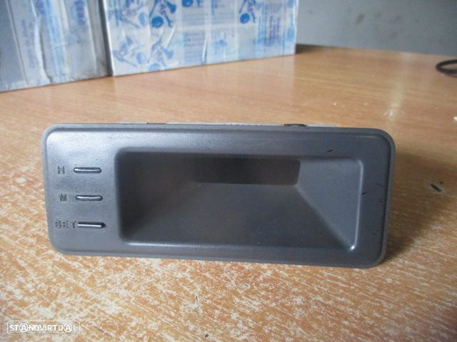 Display Relogio Mb652360 MITSUBISHI SPACE WAGON 1993 2.0TD 82CV 5P VERMELHO - 1