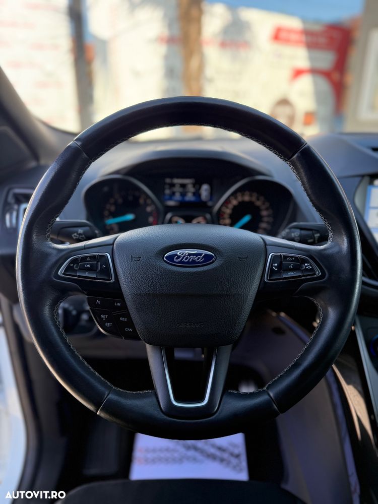 Ford Kuga 1.5 EcoBoost 2WD Titanium - 12