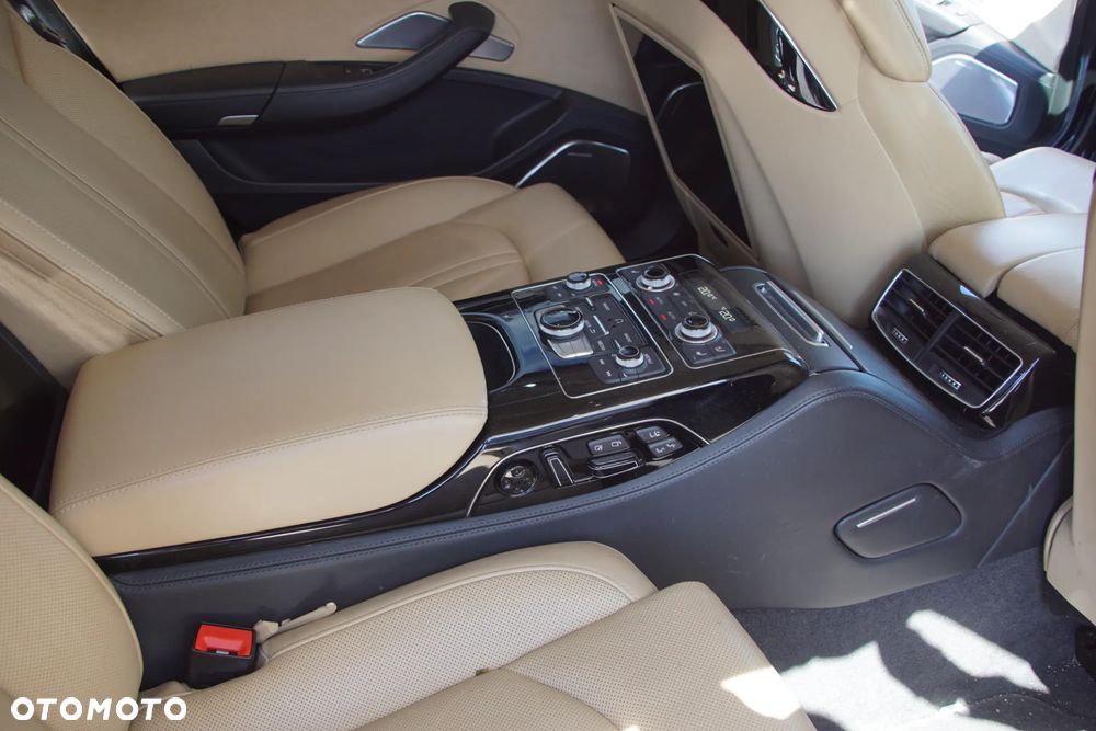 Auto na części 692106889 Audi A8 D4 Long W12 6.3 fsi CEJA skzynia MXS lakier lz9y silnik drzwi szyba błotnik fotele felgi amortyzator zderzak klapa lampa lampy moduł komputer sterownik zbiornik lusterko - 21
