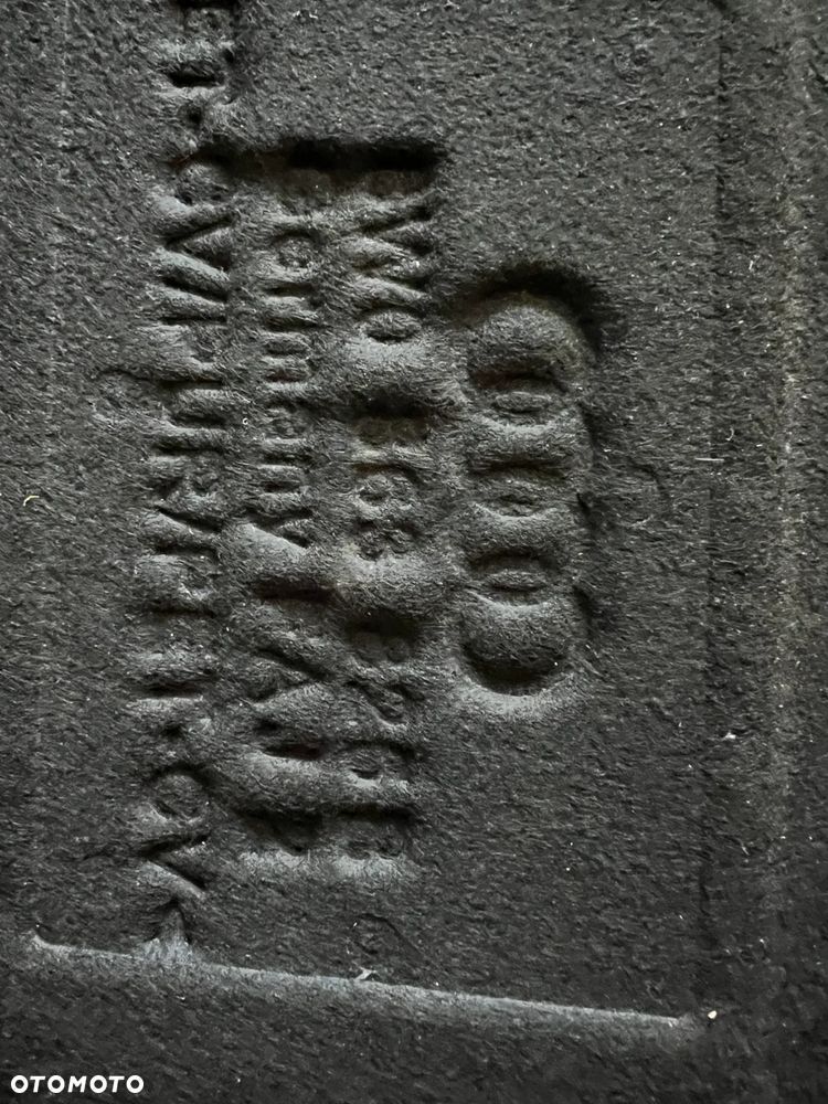 A4 B9 8W WYGŁUSZENIE PODBITKA MASKI 8W0863825 A5 WYGŁUSZENIE TERMICZNE 8W0863868 - 3