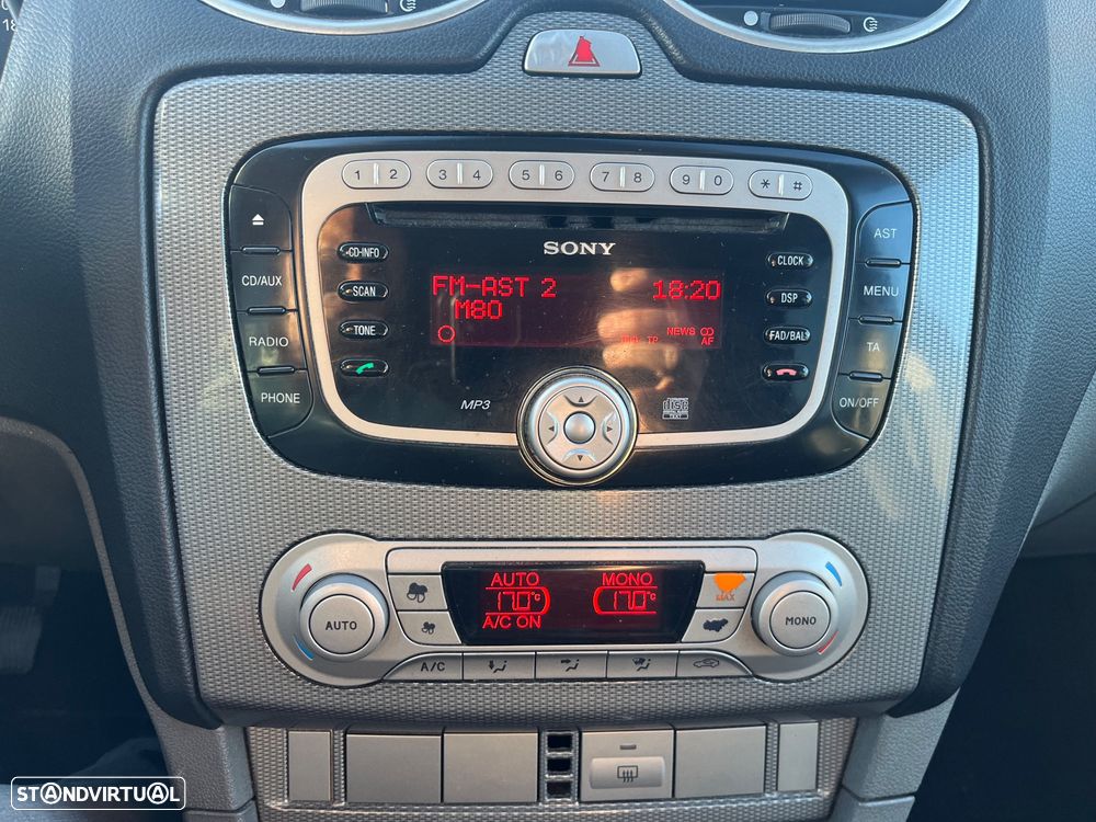 Ford Focus SW - 28