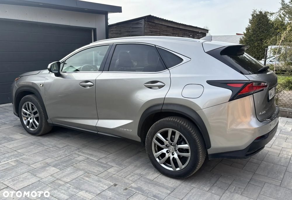 Lexus NX 300h F Sport AWD - 6