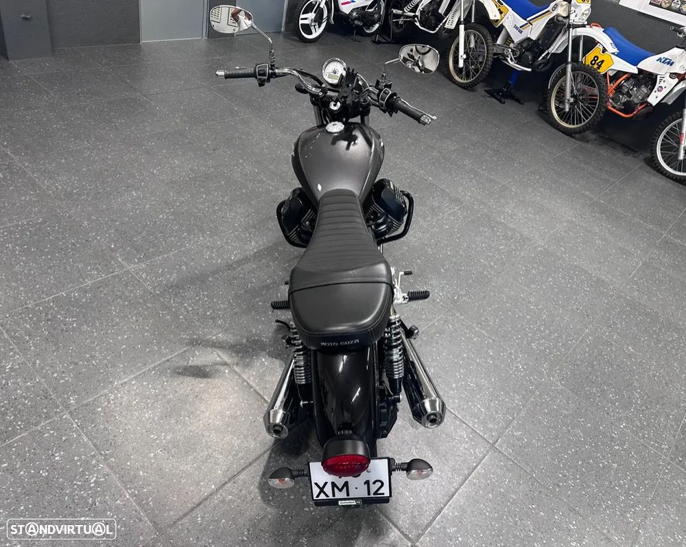 Moto Guzzi V9 V9 Roamer - 8