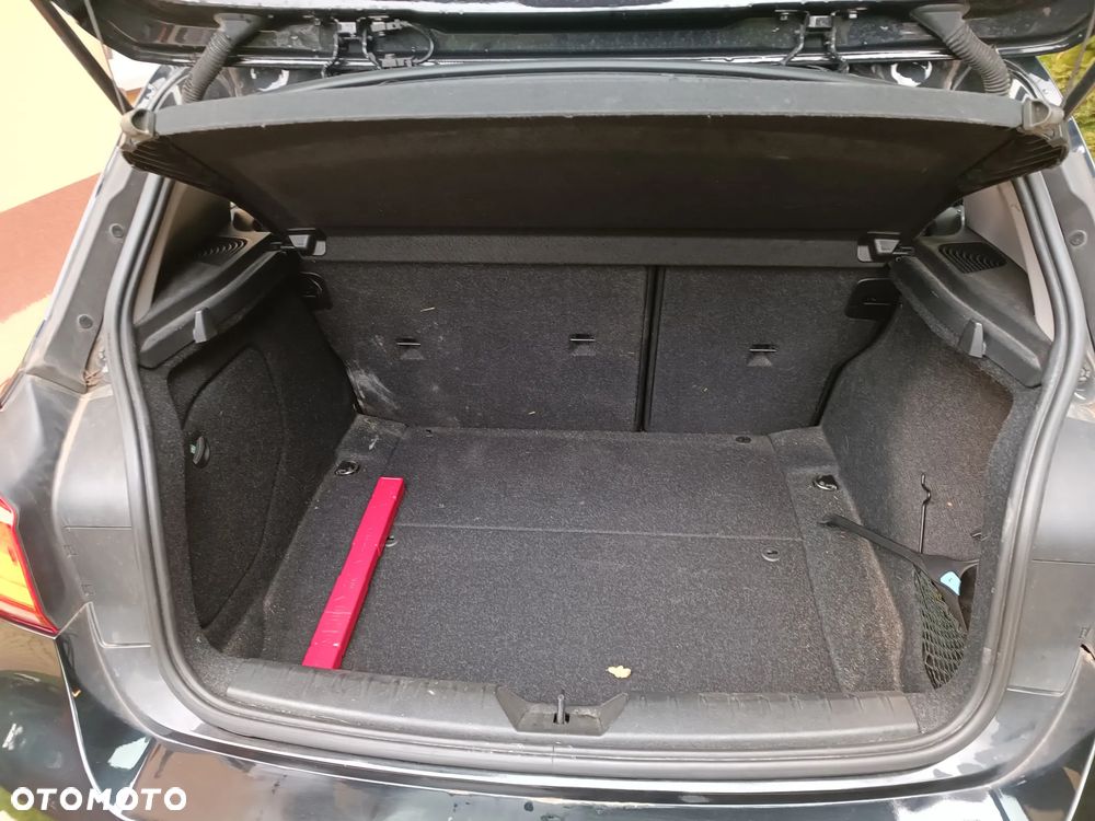 BMW Seria 1 118d Edition Metropolitan - 22