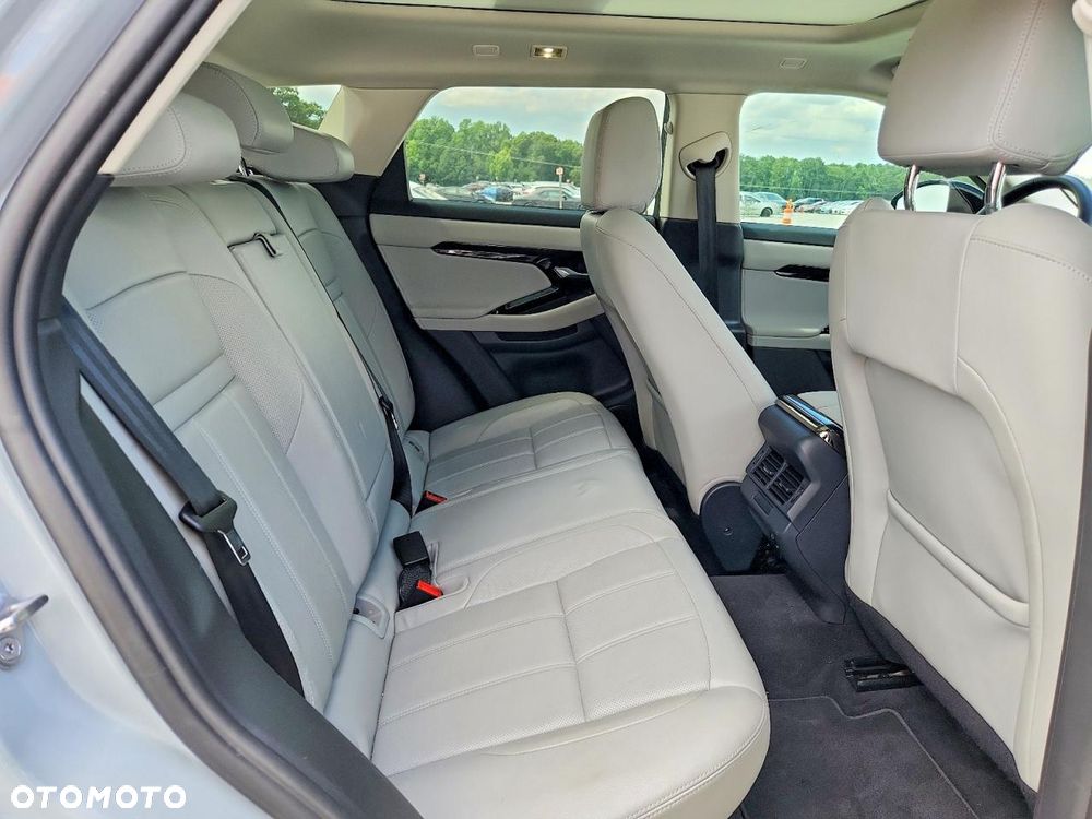 Land Rover Range Rover Evoque - 13