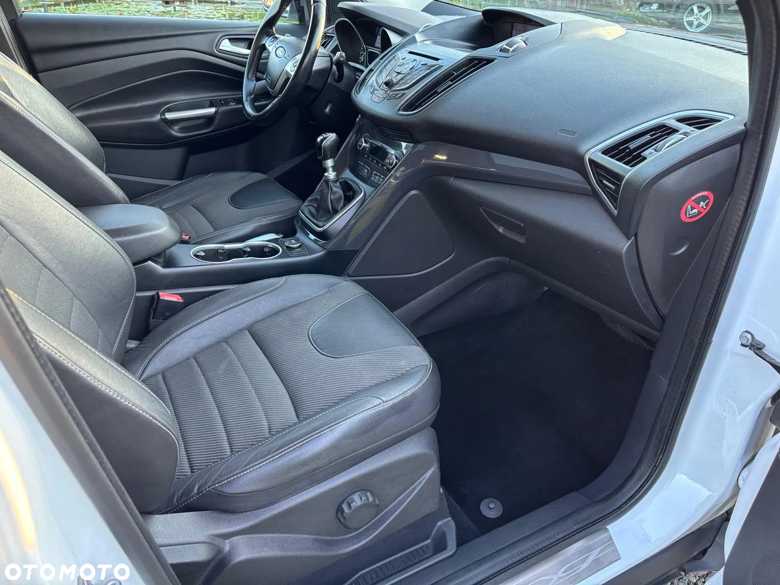 Ford Kuga 1.5 EcoBoost 2x4 SYNC - 23