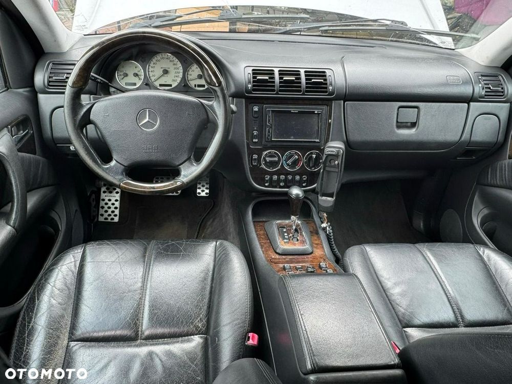 Mercedes-Benz ML - 6