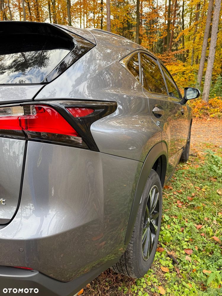 Lexus NX 200t Comfort AWD - 11