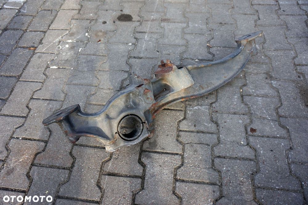 MOCOWANIE PODPORA WSPORNIK XF CF  202739D 1896601 DELFIN LEWY DAF EURO 6 - 4