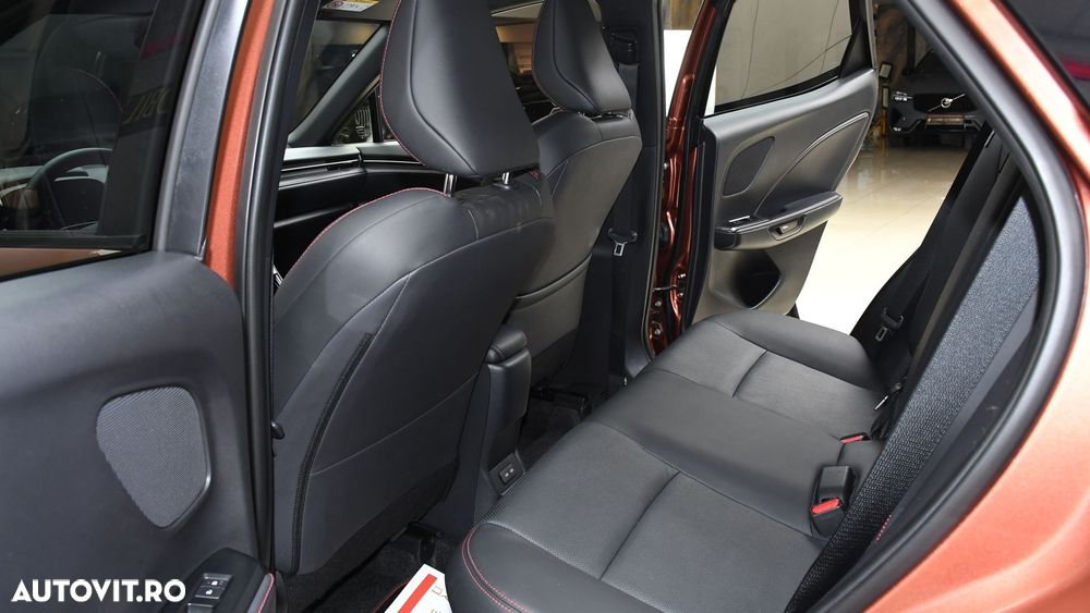 Lexus LBX 1.5 HEV 4x2 CVT Emotion - 13