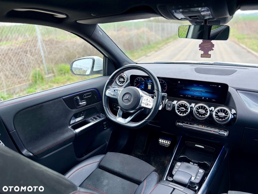Mercedes-Benz GLA 250 4-Matic AMG Line - 5