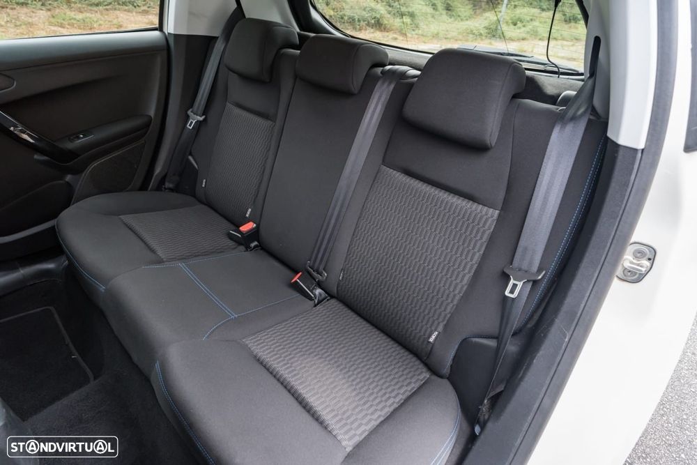 Peugeot 208 1.2 PureTech Signature - 30