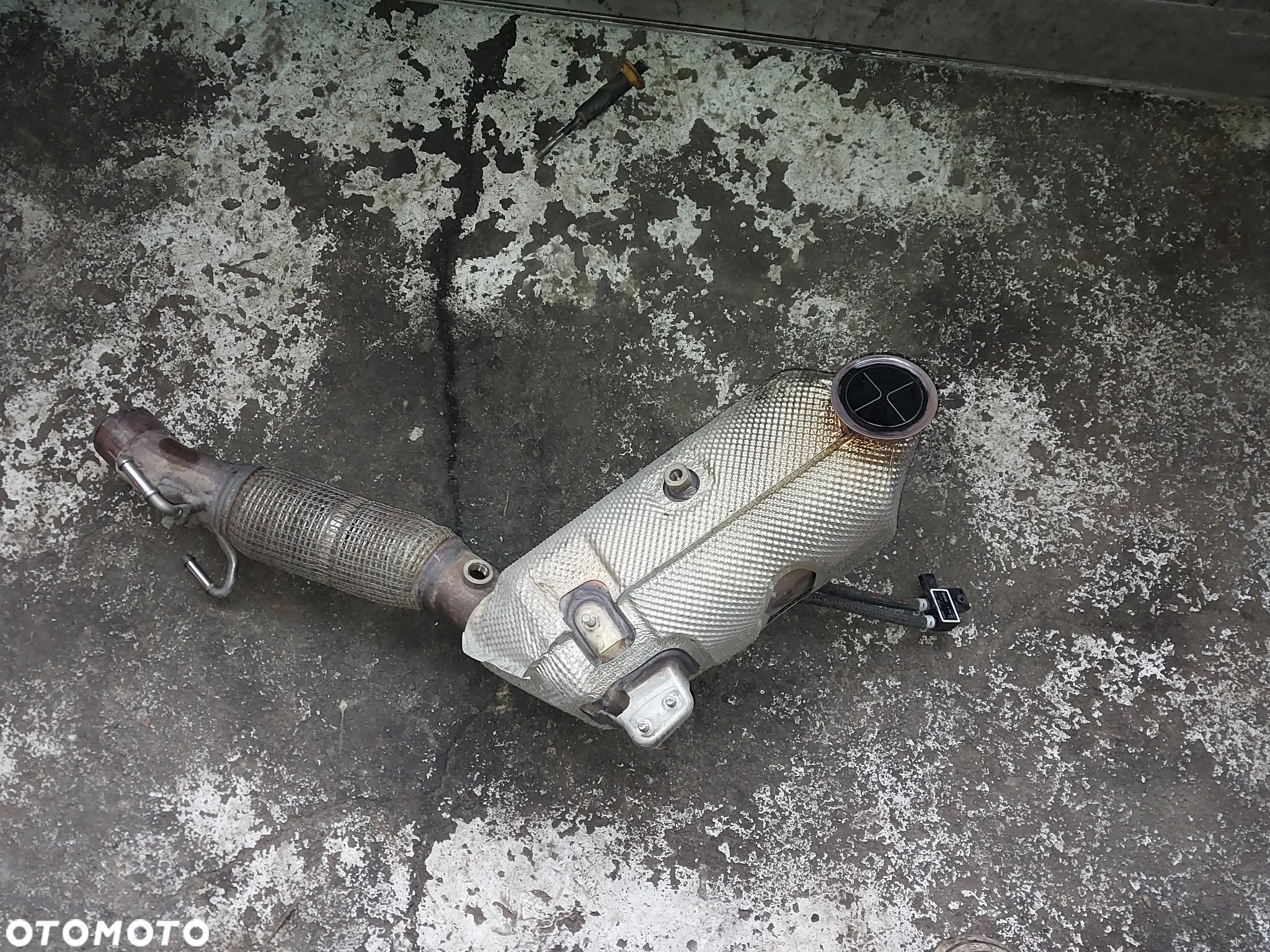 KATALIZATOR FILTR CZĄSTEK STAŁYCH DPF BMW 2 F45 F46 F48 F60 mini 8573996 8573995 815680 - 3