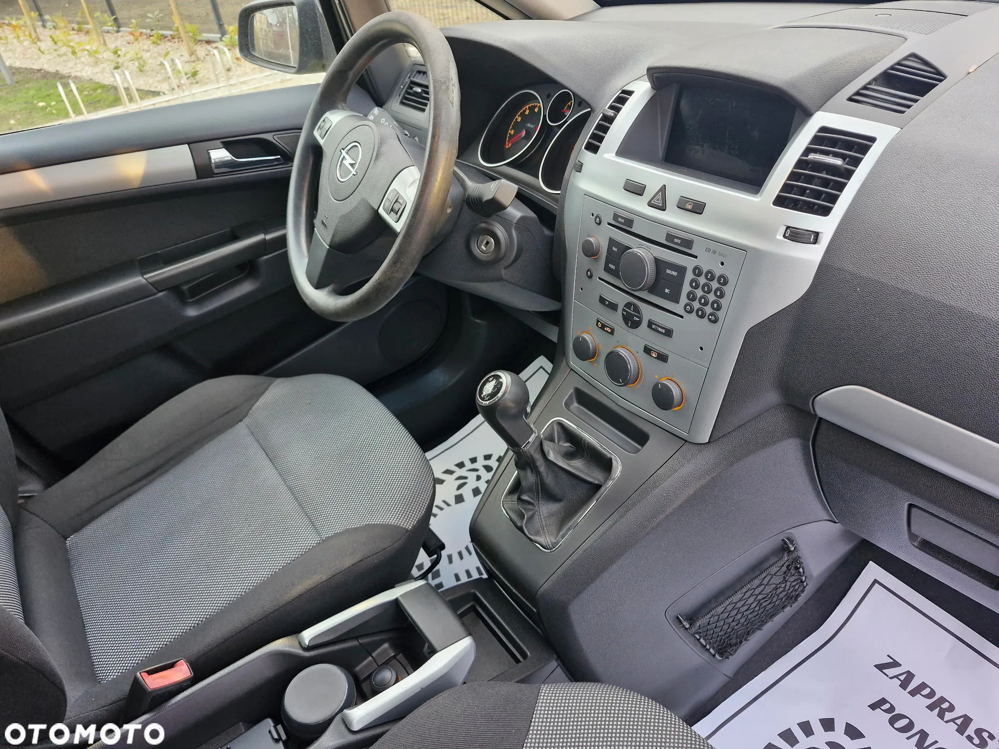 Opel Zafira 1.6 Enjoy - 18