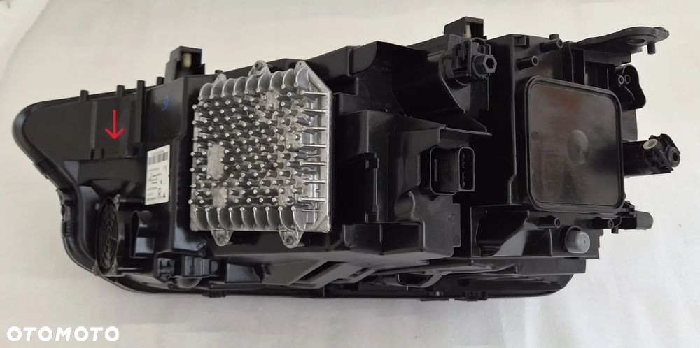 LAMPA PRAWA PRZEDNIA PRZÓD CITROEN DS7 2017- 9831755680 - 8