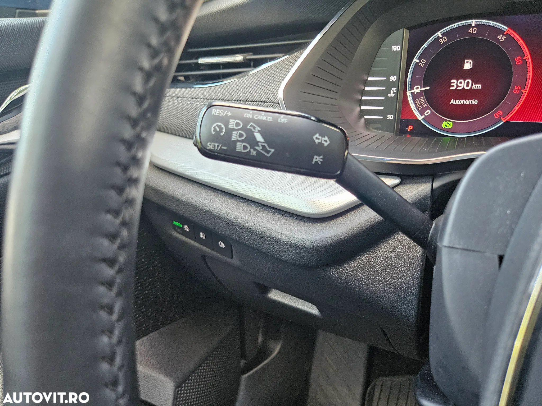 Skoda Octavia 2.0 TDI DSG Style - 20