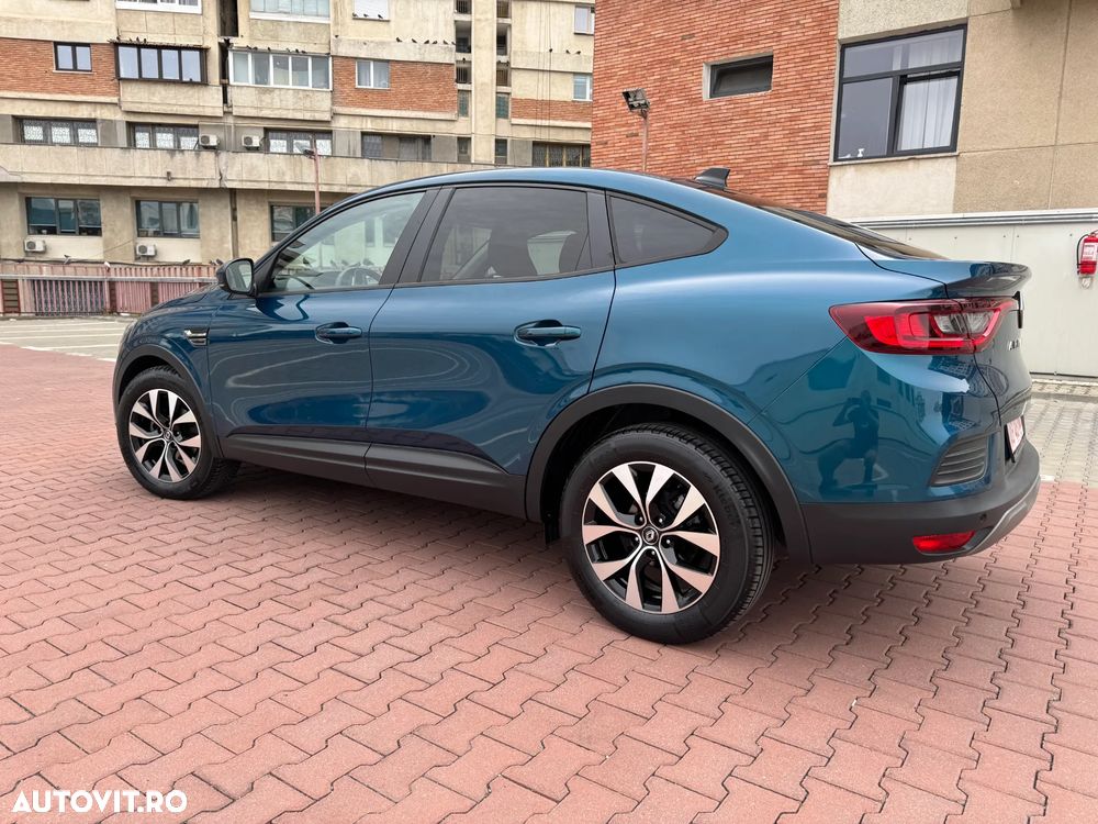 Renault Arkana MHEV 140 EDC Techno - 10
