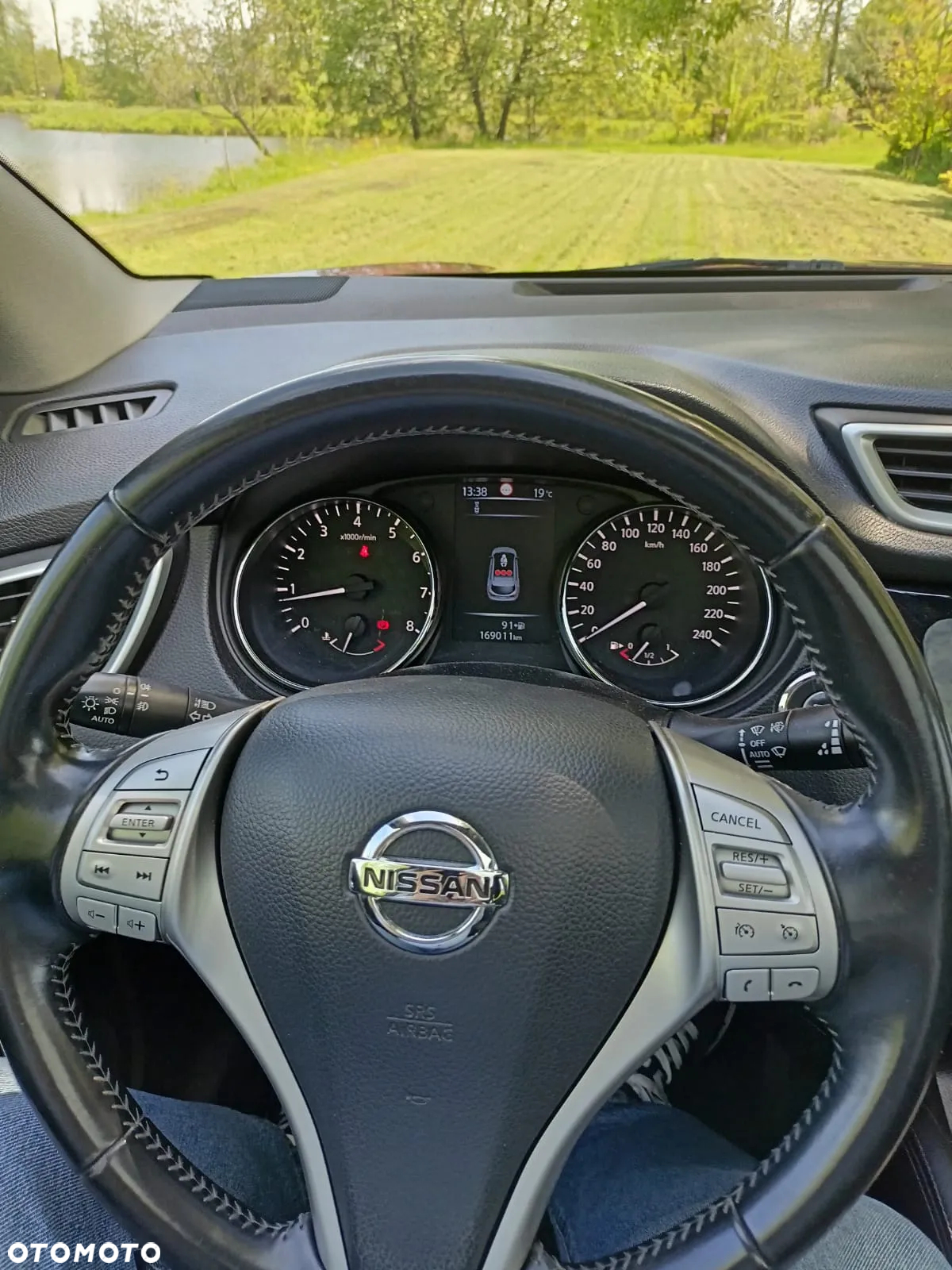 Nissan Qashqai - 14