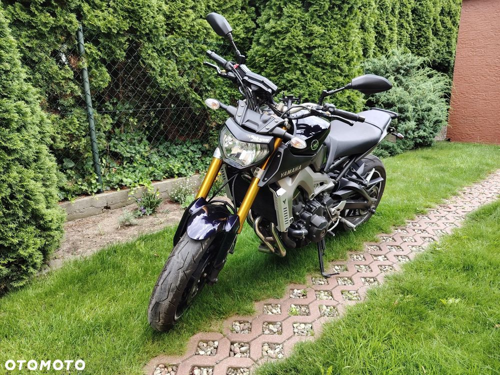 Yamaha MT - 4