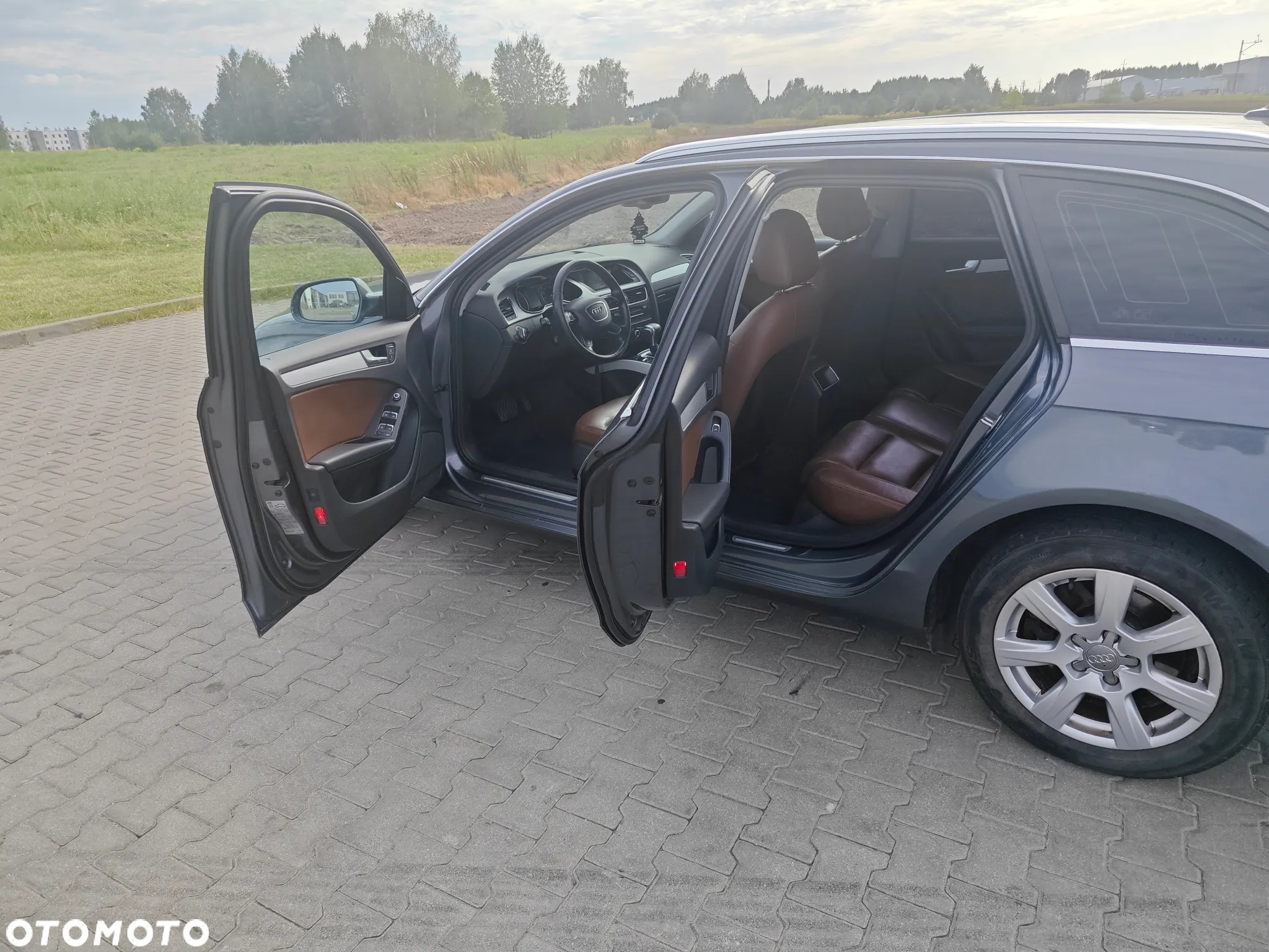 Audi A4 2.0 TDI S tronic - 14