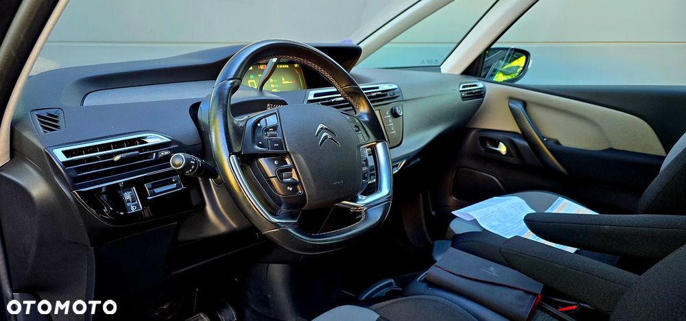 Citroën C4 Picasso - 17