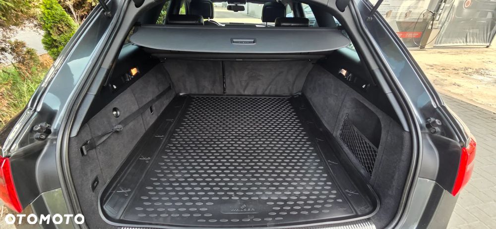 Audi A6 Avant - 33