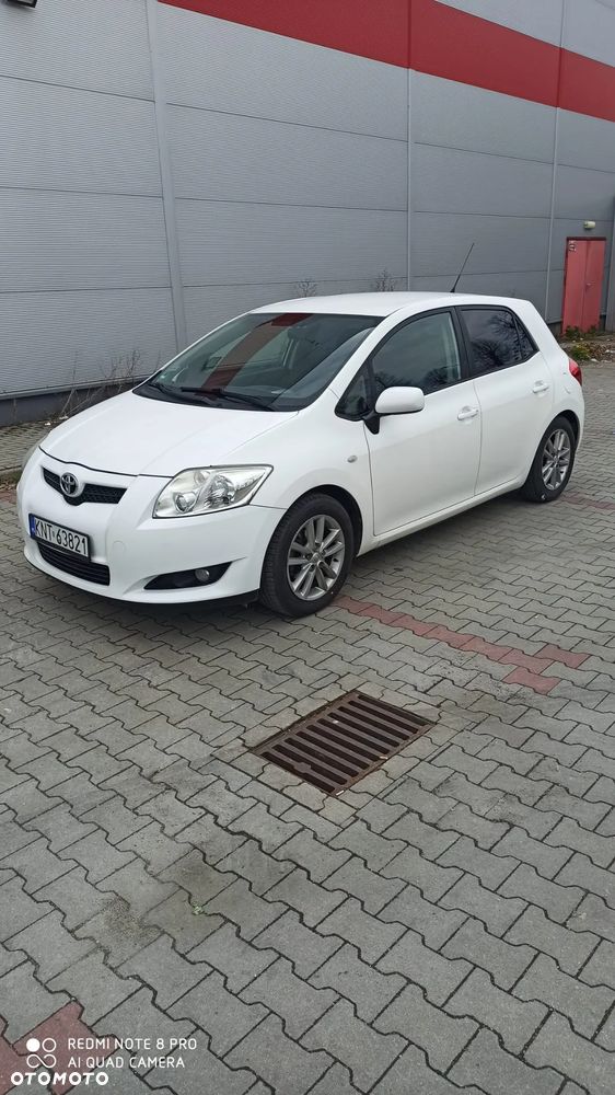 Toyota Auris 1.6 VVT-i Luna - 1