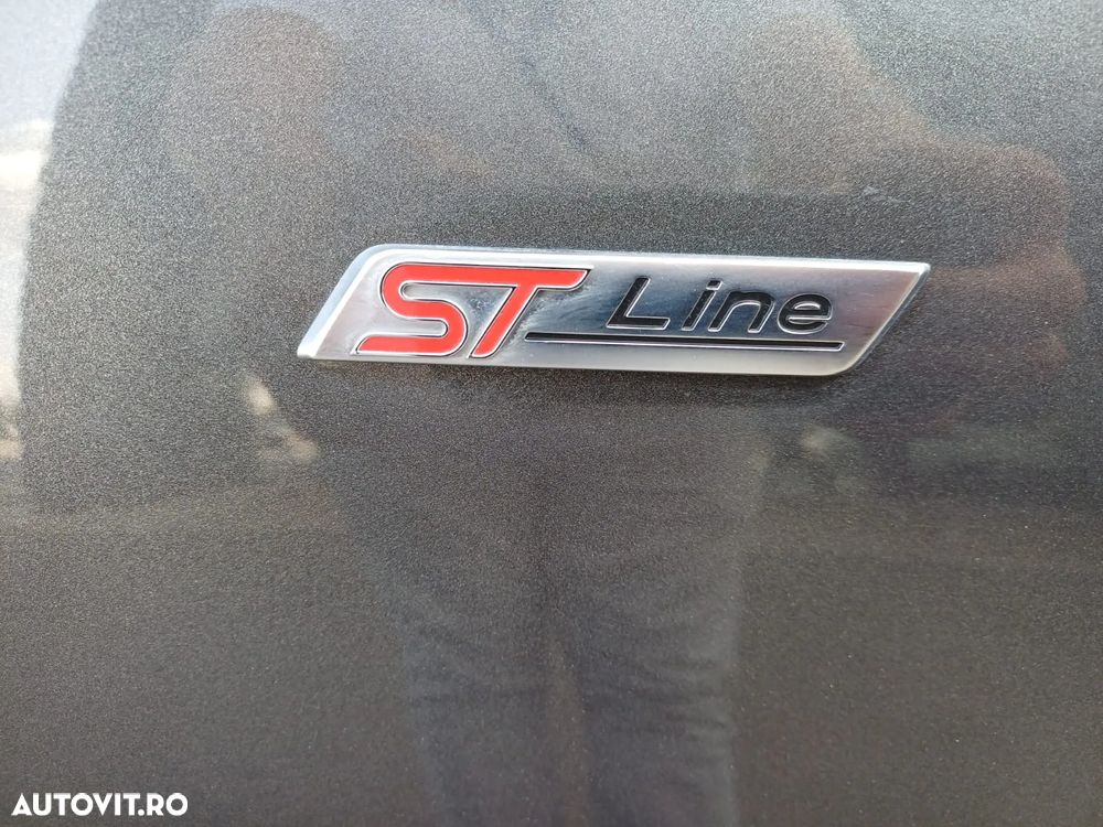 Ford Focus 1.5 EcoBlue Start-Stopp-System Aut. ST-LINE DESIGN - 30