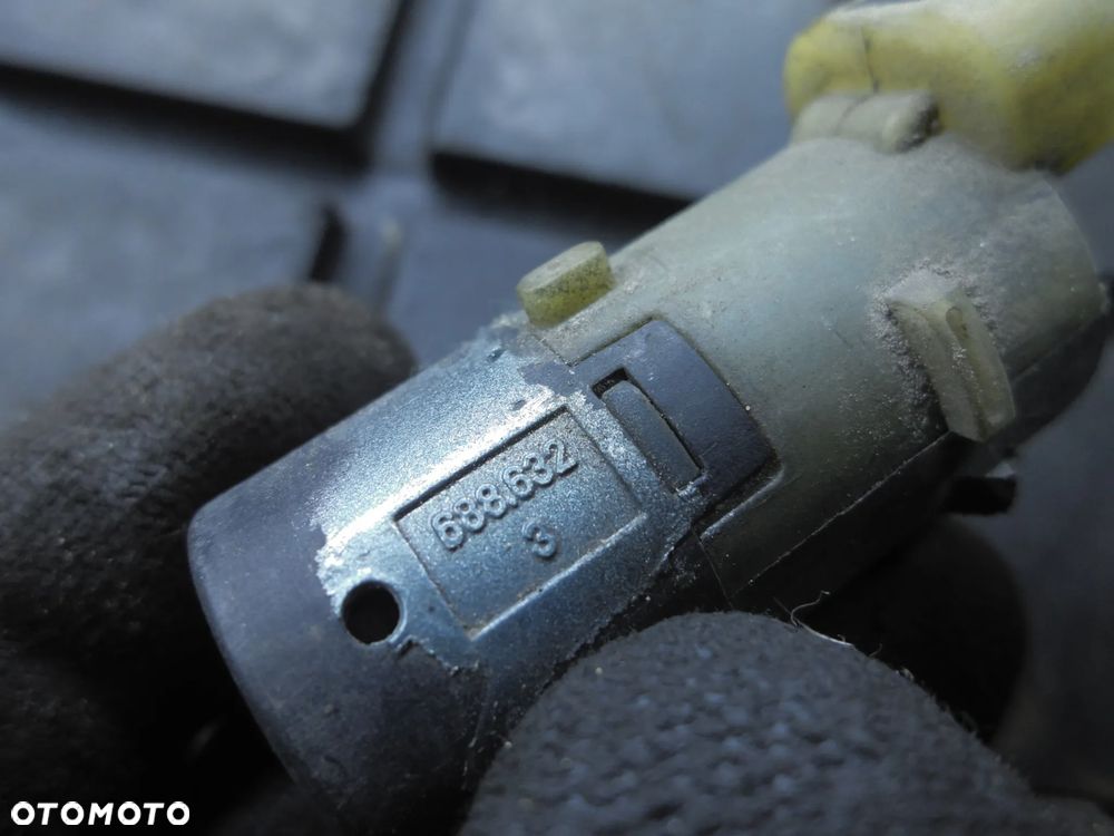CZUJNIK PARKOWANIA PDC TYL BMW E39 LIFT 688632 POSIADAM 4 SZT - 3