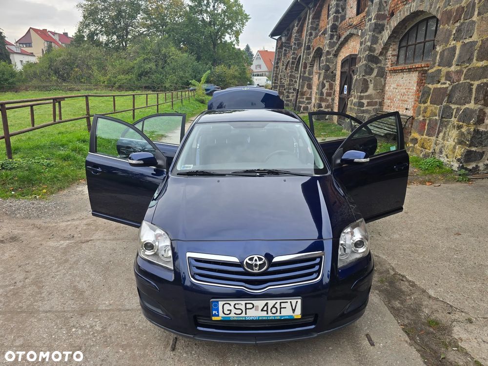 Toyota Avensis 1.8 VVT-i Luna - 10