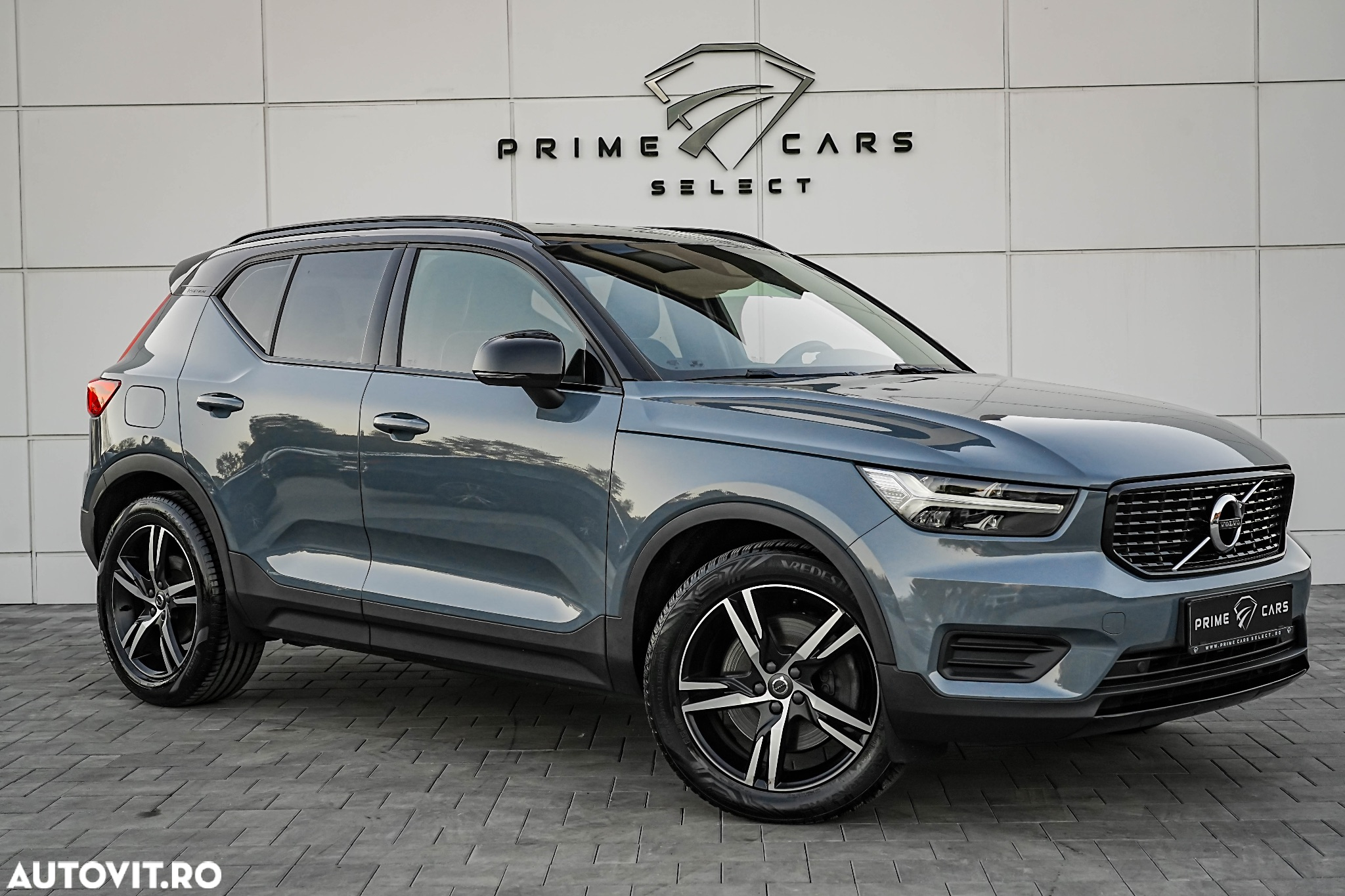 Volvo XC 40 Recharge T5 Twin Engine AT7 R-Design - 12