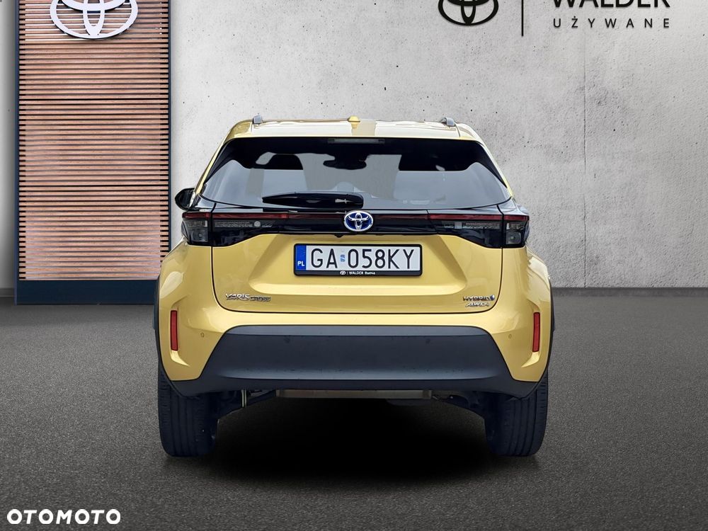 Toyota Yaris Cross Hybrid 1.5 Comfort 4x4 - 6